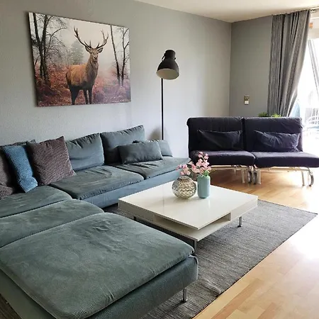 21090 Apartment *